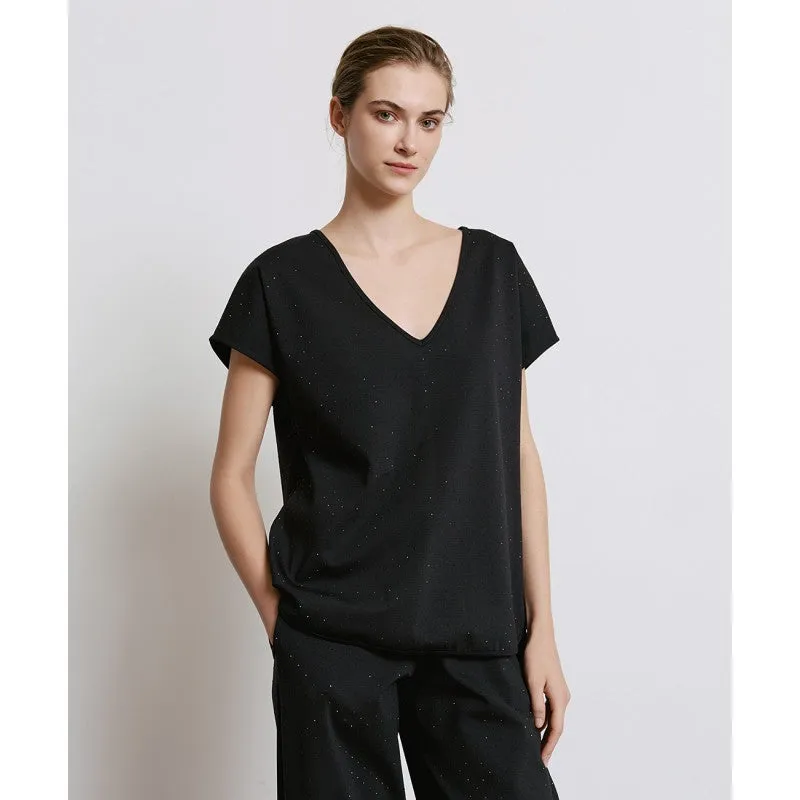 Sure! Here’s an optimized title for the e-commerce product:

Chic Black Rhinestone V-Neck Top with Dazzling Rhinestone Details