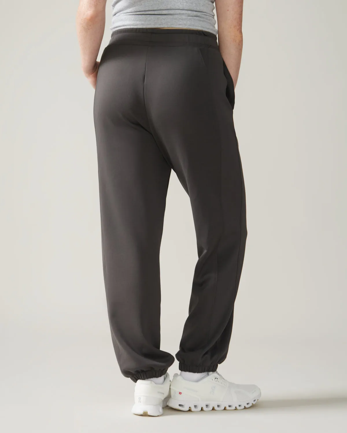 Edelweiss Jogger Pants - Shadow