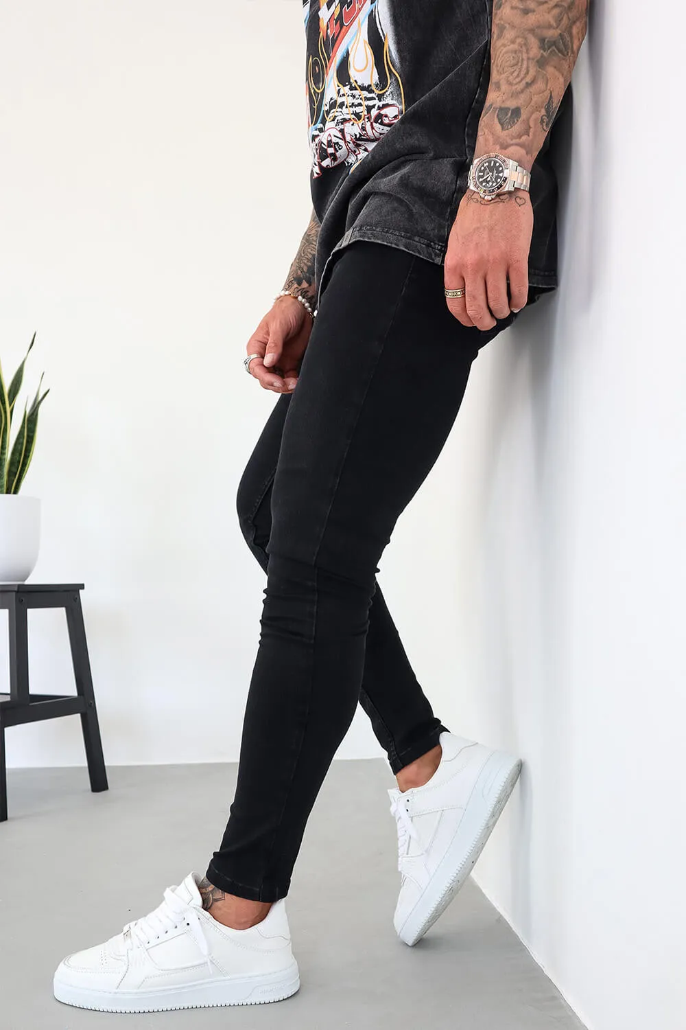 Non Rip Jeans - Black