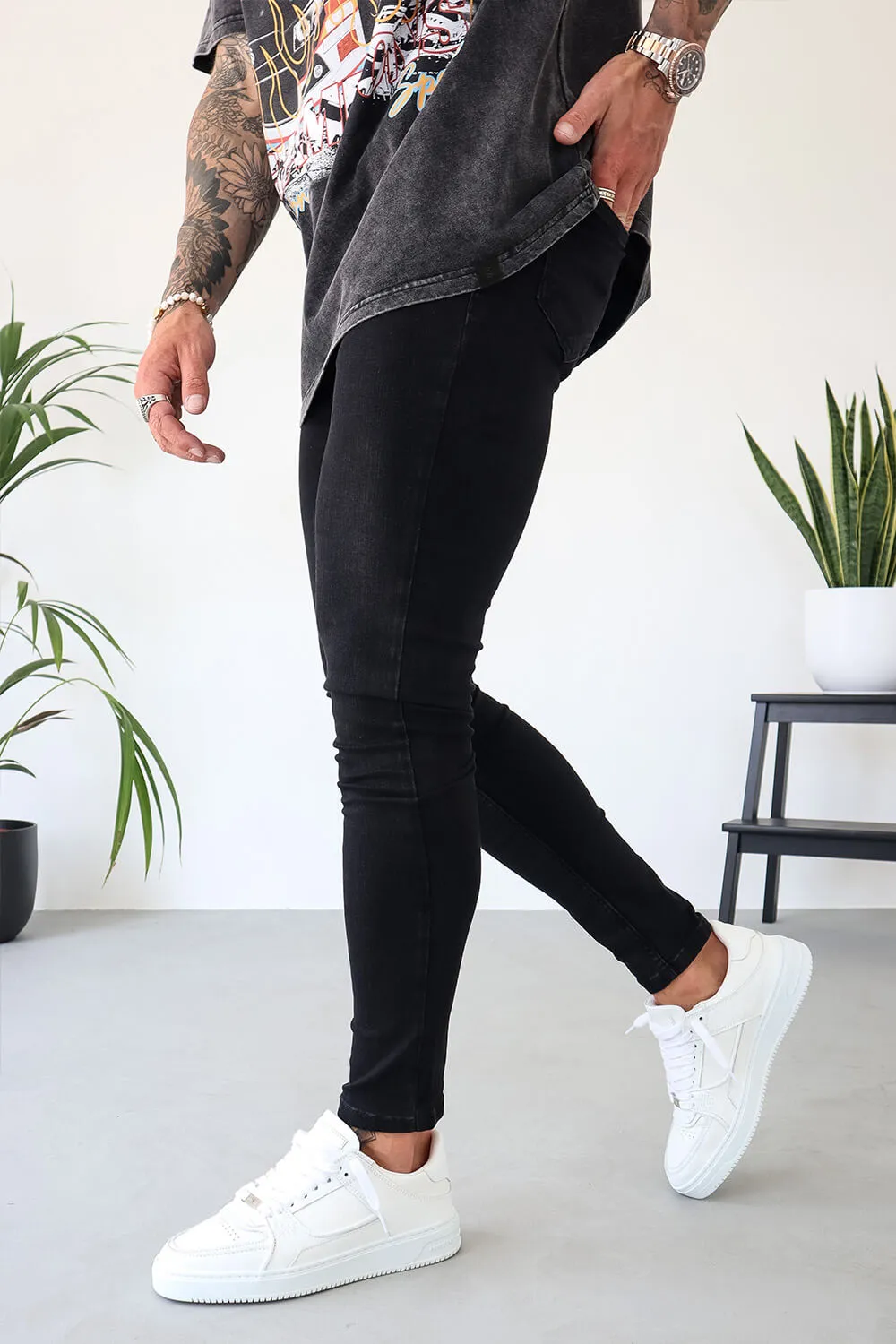 Non Rip Jeans - Black